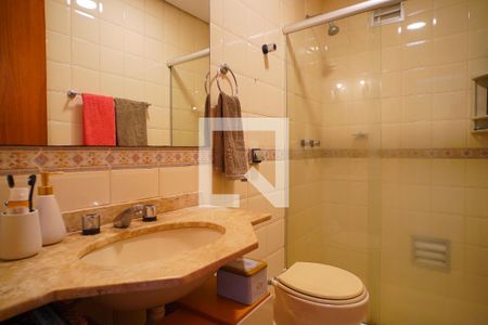 Banheiro  de apartamento à venda com 1 quarto, 55m² em Mont’serrat, Porto Alegre