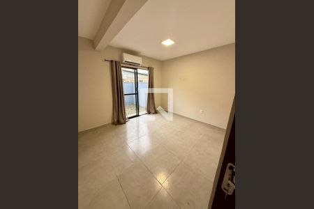 Foto 16 de casa à venda com 2 quartos, 56m² em Rio Branco, Canoas