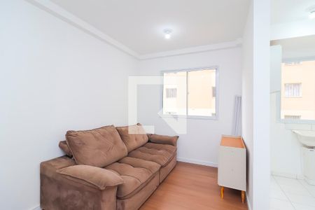 Sala de apartamento para alugar com 2 quartos, 44m² em Gleba do Pêssego, São Paulo