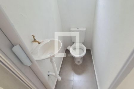 Lavabo de casa para alugar com 2 quartos, 55m² em Parque Continental I, Guarulhos