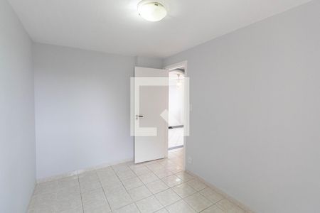 Quarto 1 de apartamento para alugar com 2 quartos, 48m² em Jardim Andarai, São Paulo