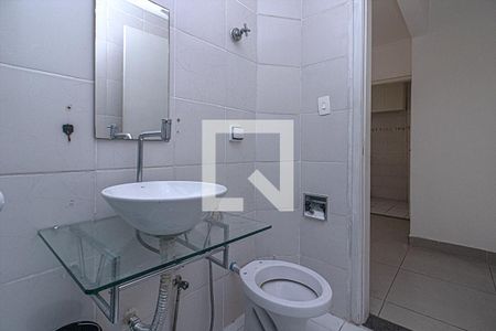 baheiro social_3 de apartamento para alugar com 1 quarto, 40m² em Cambuci, São Paulo