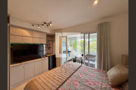 Quarto  de kitnet/studio para alugar com 0 quarto, 35m² em Campo Belo, São Paulo