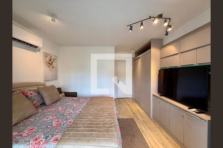 Quarto  de kitnet/studio para alugar com 0 quarto, 35m² em Campo Belo, São Paulo