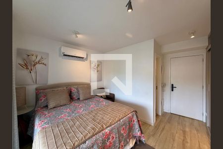 Quarto  de kitnet/studio para alugar com 0 quarto, 35m² em Campo Belo, São Paulo