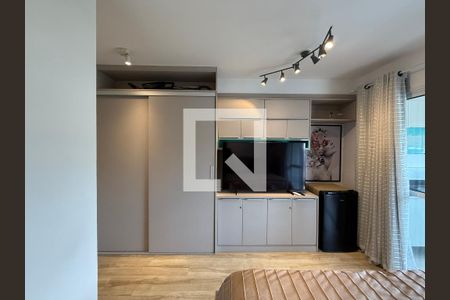 Quarto  de kitnet/studio para alugar com 0 quarto, 35m² em Campo Belo, São Paulo