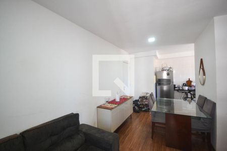 Sala de casa para alugar com 2 quartos, 50m² em Moqueta, Nova Iguaçu