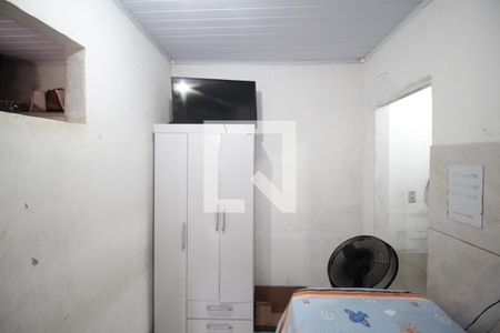 Quarto 2 de casa à venda com 3 quartos, 100m² em Sarandi, Porto Alegre