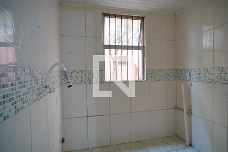 Cozinha  de apartamento à venda com 2 quartos, 39m² em Mário Quintana, Porto Alegre
