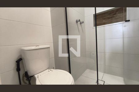 Banheiro de kitnet/studio para alugar com 1 quarto, 24m² em Vila Mariana, São Paulo
