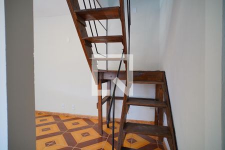 Acesso as Quartos  de casa para alugar com 3 quartos, 150m² em Humaitá, Porto Alegre