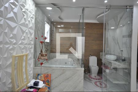 Banheiro do Quarto Suíte de casa para alugar com 2 quartos, 137m² em Vila Sabrina, São Paulo