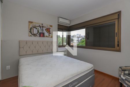Quarto Suíte de apartamento à venda com 2 quartos, 81m² em Passo D’areia, Porto Alegre