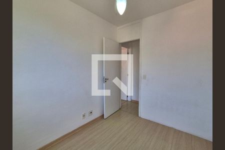 Quarto de apartamento para alugar com 2 quartos, 45m² em Vargem Pequena, Rio de Janeiro