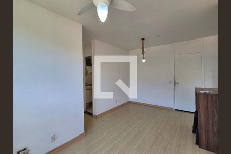 Sala de apartamento para alugar com 2 quartos, 45m² em Vargem Pequena, Rio de Janeiro