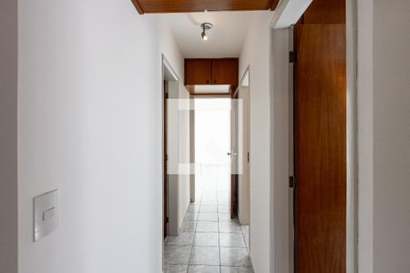 Corredor de apartamento para alugar com 3 quartos, 89m² em Vila Bela Alianca, São Paulo