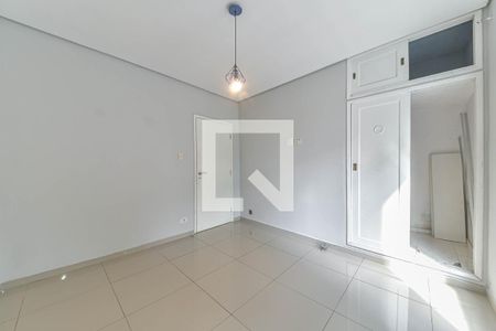 Casa à venda com 3 quartos, 180m² em Campo Belo, São Paulo