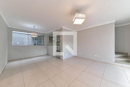 Casa à venda com 3 quartos, 180m² em Campo Belo, São Paulo