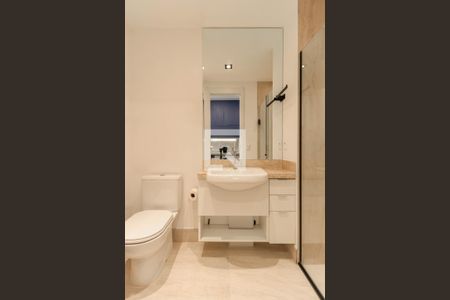 Banheiro de kitnet/studio para alugar com 1 quarto, 24m² em Brooklin, São Paulo