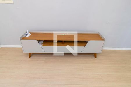 Sala de apartamento para alugar com 2 quartos, 41m² em Bonsucesso, Rio de Janeiro