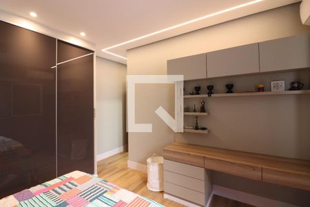 Quarto 1 suíte  de casa para alugar com 3 quartos, 300m² em Parque dos Passaros, São Bernardo do Campo