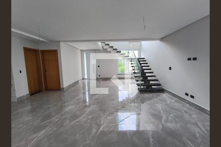 Casa à venda com 3 quartos, 365m² em Parque dos Passaros, São Bernardo do Campo