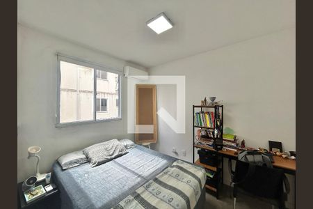 Quarto 1 de apartamento para alugar com 2 quartos, 43m² em Feitoria, São Leopoldo