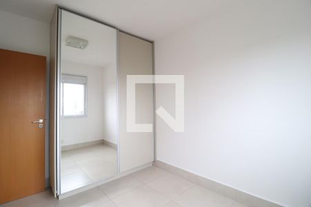 Quarto 1 de apartamento para alugar com 2 quartos, 78m² em Martins, Uberlândia