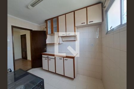 Cozinha de apartamento para alugar com 3 quartos, 70m² em Iapi, Osasco