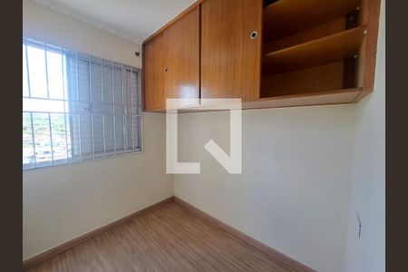 Quarto 1 de apartamento para alugar com 3 quartos, 70m² em Iapi, Osasco