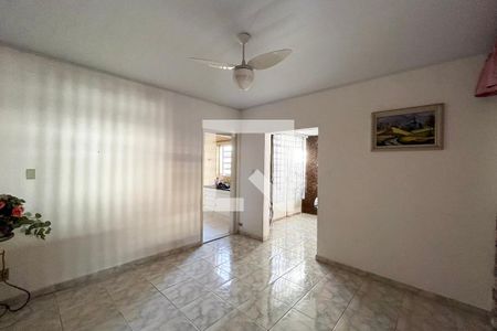 Sala de casa para alugar com 3 quartos, 140m² em Vila Brasilina, São Paulo