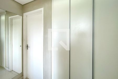 Corredor de apartamento à venda com 3 quartos, 80m² em Castelo, Belo Horizonte