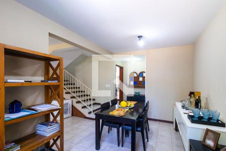 Casa de Condomínio para alugar com 3 quartos, 114m² em Arruamento Fain José Feres, Campinas