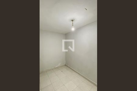 Quarto 1 de casa para alugar com 2 quartos, 100m² em Vila Araguaia, São Paulo