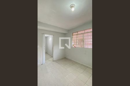 Quarto 1 de casa para alugar com 2 quartos, 100m² em Vila Araguaia, São Paulo