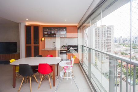 Apartamento à venda com 3 quartos, 95m² em Jardim das Acacias, São Paulo