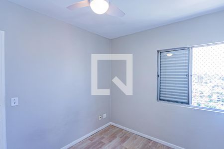 Quarto 1 de apartamento para alugar com 2 quartos, 54m² em Parque Maria Domitila, São Paulo