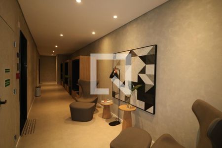 Hall de entrada de kitnet/studio à venda com 1 quarto, 28m² em Jardim Independência (são Paulo), São Paulo