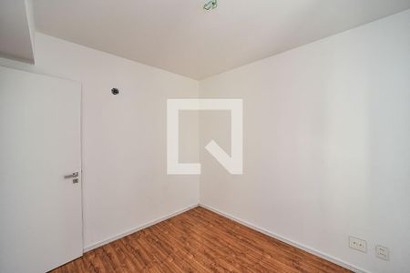 Quarto 1 de apartamento para alugar com 3 quartos, 67m² em São Sebastião, Porto Alegre