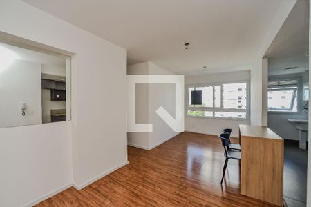 Sala de apartamento para alugar com 3 quartos, 67m² em São Sebastião, Porto Alegre