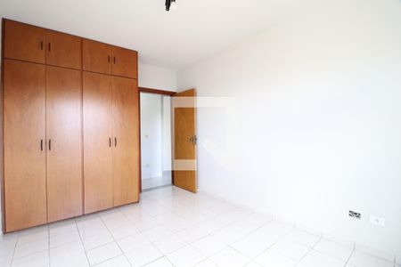 Quarto 1 de apartamento para alugar com 2 quartos, 58m² em Santa Mônica, Uberlândia