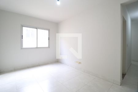 Sala de apartamento para alugar com 2 quartos, 58m² em Santa Mônica, Uberlândia
