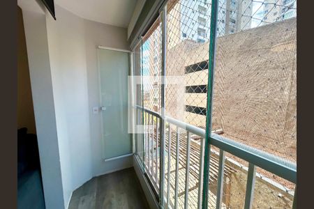 Varanda da Sala de apartamento à venda com 2 quartos, 47m² em Vila Itapegica, Guarulhos