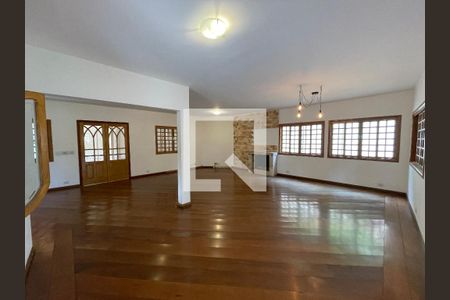 Sala de casa de condomínio para alugar com 4 quartos, 1451m² em Parque Primavera, Cotia