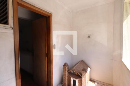 Sacada de casa para alugar com 3 quartos, 285m² em Cidade Mãe do Céu, São Paulo