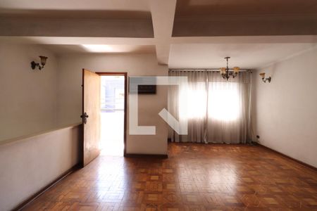 Sala de casa para alugar com 3 quartos, 285m² em Cidade Mãe do Céu, São Paulo