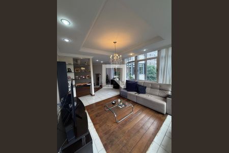 Apartamento à venda com 3 quartos, 140m² em Sion, Belo Horizonte