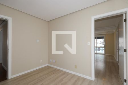 Sala acesso quartos de apartamento para alugar com 3 quartos, 228m² em Rio Branco, Porto Alegre