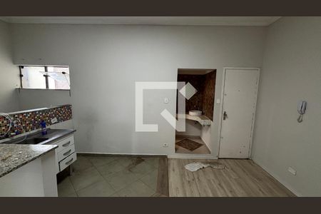 Sala de apartamento para alugar com 2 quartos, 60m² em Utinga, Santo André