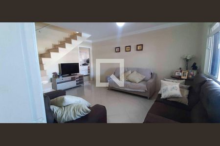Sala de casa para alugar com 3 quartos, 236m² em Km 18, Osasco